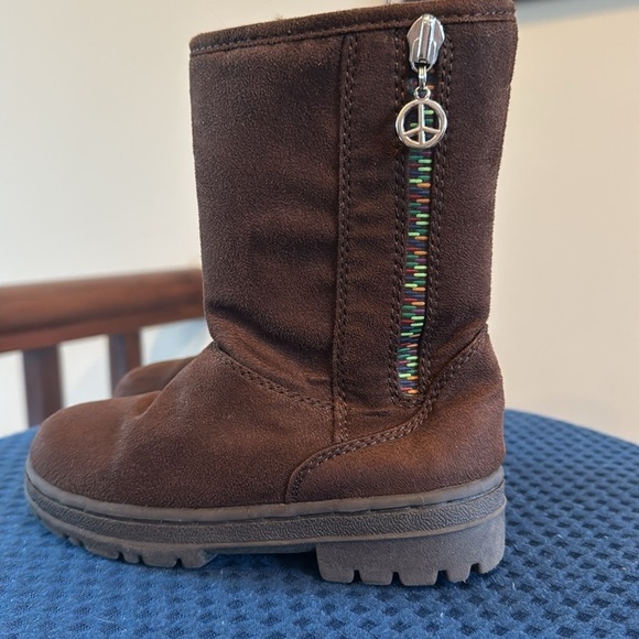 Sonoma life & style lil Madison brown faux fur lined boots booties toddler 9 - Picture 3 of 10